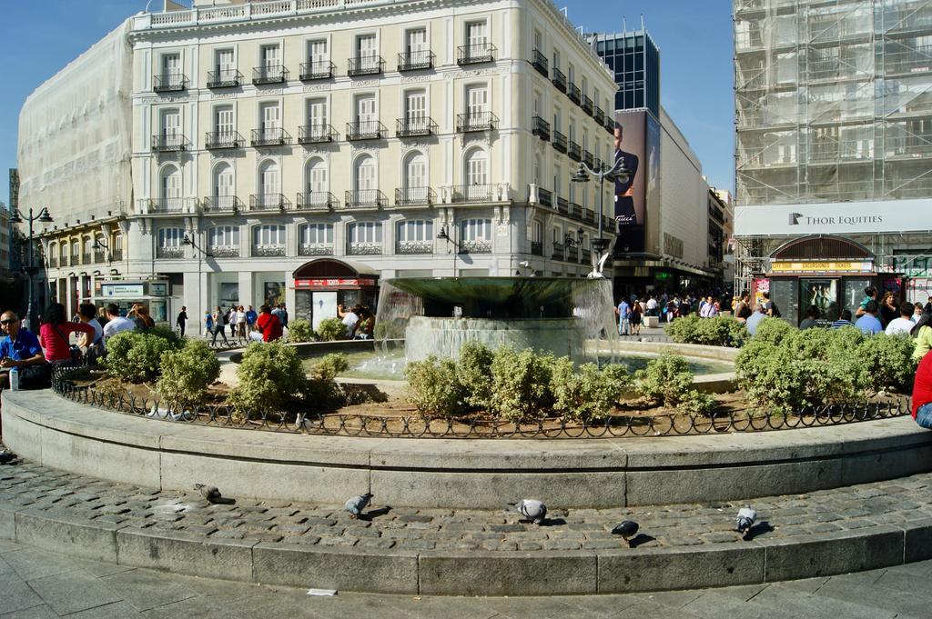 Apartamento Sol Madrid Bagian luar foto